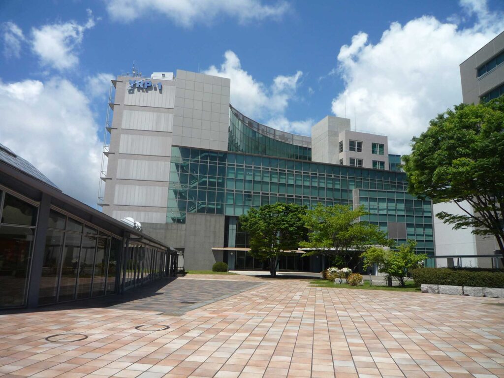 YRP本館