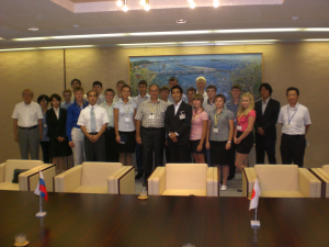 16 members of Russia with Mayor Yoshida at Yokosuka city hall 16 members of Russia with Mayor Yoshida at Yokosuka city hall