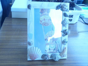 作品 B